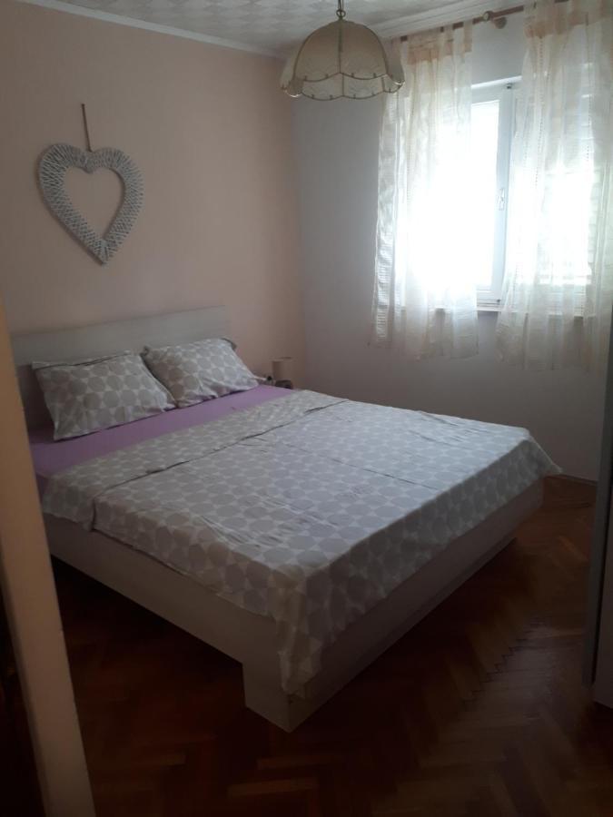 Apartments Mamich Kastela Bagian luar foto