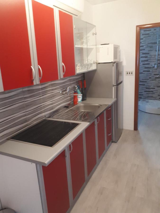 Apartments Mamich Kastela Bagian luar foto