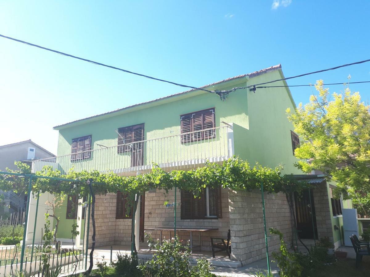 Apartments Mamich Kastela Bagian luar foto